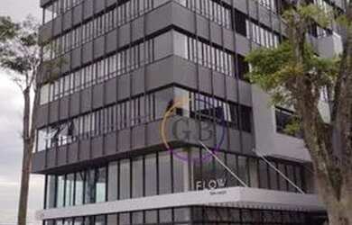 Imagem: O depósito possui 1 Vaga na garagem, 30m² de Área e está