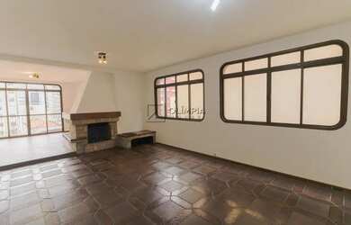 Imagem: O apartamento e possui 4 Dormitórios, Suítes, 4 Banheiros