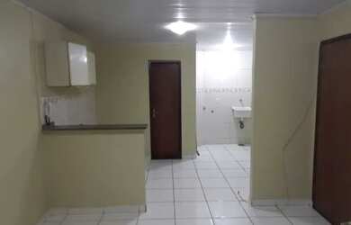 Imagem: O apartamento possui 1 Dormitório, 1 Banheiro, 1 Vaga na garagem