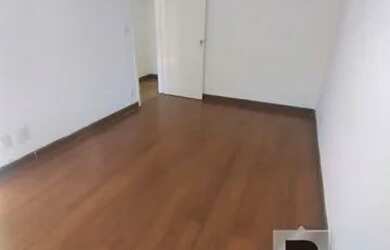 Imagem: O apartamento possui 2 Dormitórios, 1 Banheiro, 66m² de Área