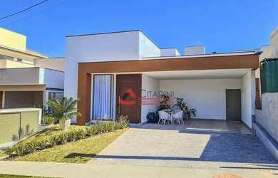 Imagem: A casa em condomínio possui 3 Dormitórios, 4 Banheiros, 4