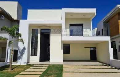 Imagem: A casa em condomínio possui 3 Dormitórios, 4 Banheiros, 2