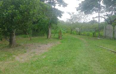 Imagem: A chácara possui Varanda e está localizado em Placas, Rio