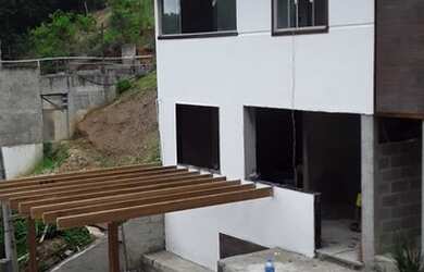 Imagem 3: Casa em Maria Paula. Varanda, 20m² de Área, 1 Vaga na garageme2 Dormitórios