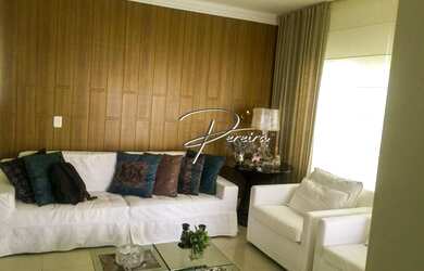 Imagem: A casa em condomínio possui 5 Dormitórios, 5 Banheiros, 4