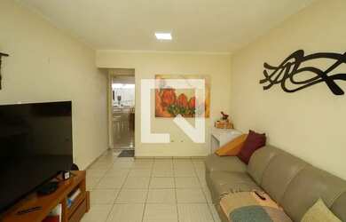 Imagem: A casa em condomínio possui 2 Dormitórios, 2 Banheiros, 2