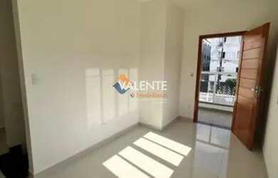 Imagem: A casa possui 2 Dormitórios, 1 Banheiro, 1 Vaga na garagem