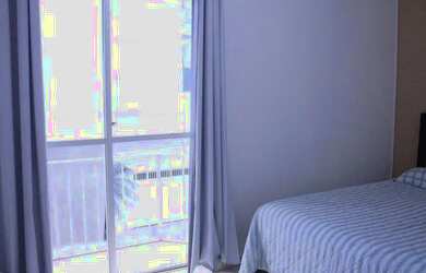 Imagem: O apartamento possui 2 Dormitórios, 1 Banheiro, 1 Vaga na garagem