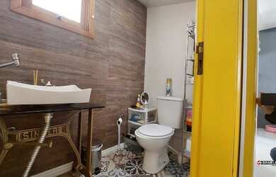 Imagem: A casa em condomínio possui 2 Dormitórios, 1 Banheiro, 60m²