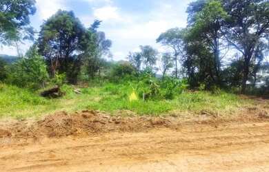 Imagem: O terreno possui 450m² de Área e está localizado em Centro