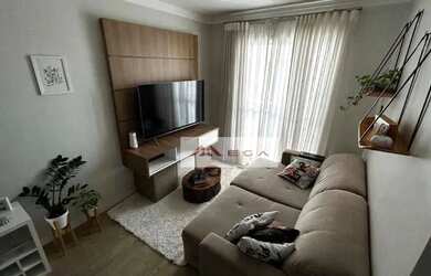 Imagem: O apartamento possui 2 Dormitórios, 2 Banheiros, 1 Vaga na