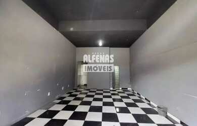 Imagem: O depósito possui 40m² de Área e está localizado em Glória