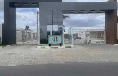 Imagem: A casa em condomínio possui 3 Dormitórios, 2 Banheiros, 2