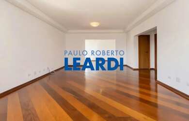 Imagem: O apartamento para alugar possui 4 Dormitórios, 4 Banheiros