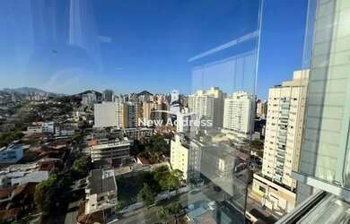 Imagem 9: 2 quartos com suíte, andar alto, 2 vagas de garagem, em ótima localização...