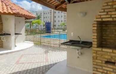 Imagem: O apartamento possui 2 Dormitórios, 1 Banheiro, 1 Vaga na garagem