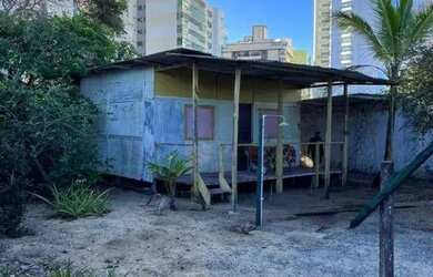 Imagem: O terreno possui 407m² de Área e está localizado em Itapuã