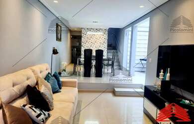 Imagem: A casa possui 4 Dormitórios, 5 Banheiros, 5 Vagas na garagem