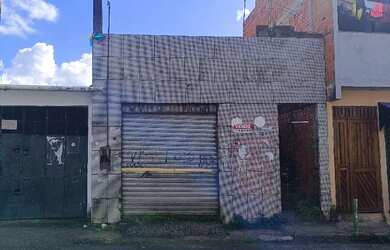 Imagem: A casa possui 5 Dormitórios, 5 Banheiros, 5 Vagas na garagem