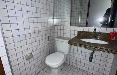 Imagem 9: Espaçoso Apartamento, 143 m2, 3 suites, perto da praia, lavabo em Ponta...