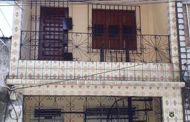 Imagem: A casa possui 2 Dormitórios, 1 Banheiro e está localizado