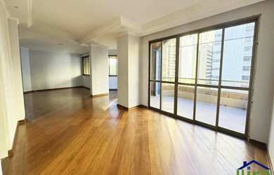 Imagem: O apartamento possui 4 Dormitórios, 5 Banheiros, 5 Vagas na