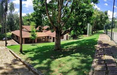 Imagem: A chácarae possui 31000-0m² de Área está localizado em Pinhal