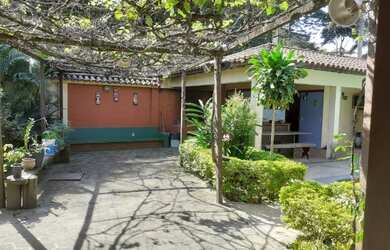 Imagem 1: CA0338- Itaipu. Maravilhosa casa 5 quartos no Vale Feliz área de 900m²