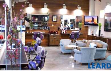 Imagem: O depósito possui 1.100m² de Área e está localizado em