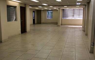 Imagem: O depósito possui 168m² de Área e está localizado em Centro