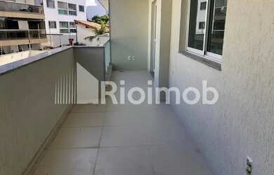 Imagem: O apartamento possui 3 Dormitórios, 4 Banheiros, 3 Vagas na