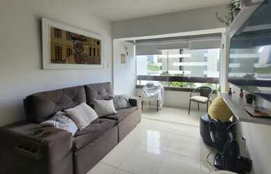 Imagem 2: Apartamento bem distribuído em 109m² com 3 quartos em Pituba e 1 vaga de garagem coberta