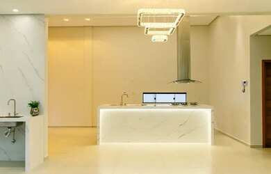 Imagem 5: Casa em Santarém. Piscina, Churrasqueira, Guarda roupae344m² de Área