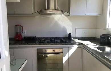 Imagem: A casa em condomínio possui 3 Dormitórios, 2 Banheiros, 2