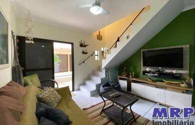 Imagem: A casa em condomínio possui 2 Dormitórios, 3 Banheiros, 1