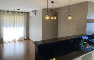 Imagem: O apartamento possui 3 Dormitórios, 1 Banheiro, 1 Vaga na garagem