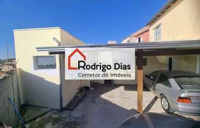 Imagem: A casa possui 2 Dormitórios, 1 Banheiro, 5 Vagas na garagem