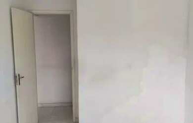 Imagem 7: Apartamento para Alugar por R$ 800,00 em Rocha Miranda/RJ