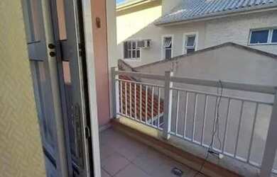 Imagem 5: Casa de condomínio para venda possui 260 metros quadrados com 4 quartos