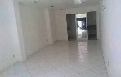 Imagem: O depósito possui 90m² de Área e está localizado em Sion