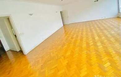 Imagem: O apartamento possui 4 Dormitórios, 3 Banheiros, 2 Vagas na