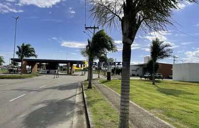 Imagem: O terreno possui 422m² de Área e está localizado em Parque