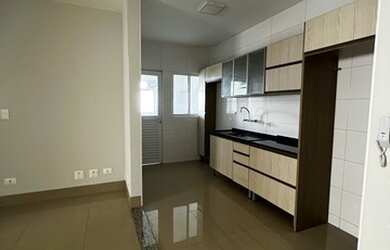 Imagem: O apartamento possui 3 Dormitórios, 2 Banheiros, 1 Vaga na