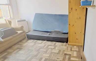 Imagem 7: JK mobiliado à venda na Av. Azenha Porto Alegre, pronto para morar