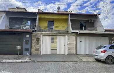 Imagem: A casa possui 3 Dormitórios, 1 Banheiro e 200m² de Área e