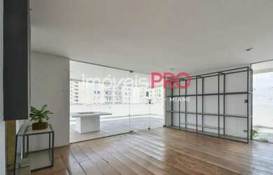 Imagem: O apartamento possui 4 Dormitórios, 5 Banheiros, 2 Vagas na