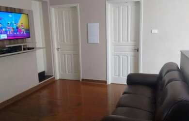 Imagem: A casa possui 5 Dormitórios, 3 Banheiros, 2 Vagas na garagem