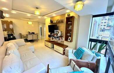 Imagem: O apartamento possui 3 Dormitórios, 2 Banheiros, 2 Vagas na