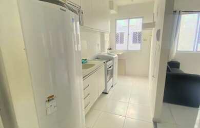 Imagem: O apartamento possui 2 Dormitórios, 1 Banheiro, 1 Vaga na garagem