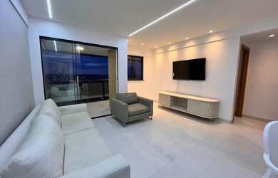 Imagem: O apartamento possui 2 Dormitórios, 5 Banheiros, 2 Vagas na